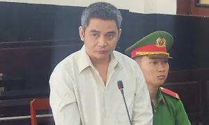 Đánh người tàn phế vì thù cũ Đánh người tàn phế vì thù cũ