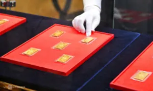 SJC tăng giá mua vàng miếng nửa triệu đồng SJC tăng giá mua vàng miếng nửa triệu đồng