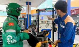 Giá xăng về dưới 21.000 đồng một lít Giá xăng về dưới 21.000 đồng một lít