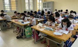 Con tôi học lớp 1 sĩ số 60 học sinh Con tôi học lớp 1 sĩ số 60 học sinh