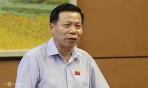 Vì sao cựu bí thư Bắc Ninh Nguyễn Nhân Chiến bị cáo buộc 17 lần nhận hối lộ Vì sao cựu bí thư Bắc Ninh Nguyễn Nhân Chiến bị cáo buộc 17 lần nhận hối lộ