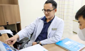 Bị giãn tĩnh mạch thừng tinh có con được không? Bị giãn tĩnh mạch thừng tinh có con được không?