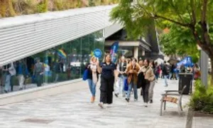 Thêm đại học Australia dự kiến xét tuyển thẳng học sinh Việt Nam Thêm đại học Australia dự kiến xét tuyển thẳng học sinh Việt Nam