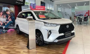 Hàng loạt xe Toyota giảm giá mạnh tháng 10 Hàng loạt xe Toyota giảm giá mạnh tháng 10