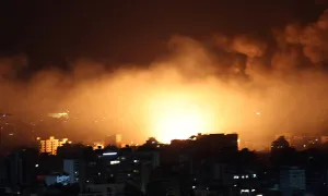 Israel lần đầu ném bom trung tâm Beirut sau 18 năm Israel lần đầu ném bom trung tâm Beirut sau 18 năm