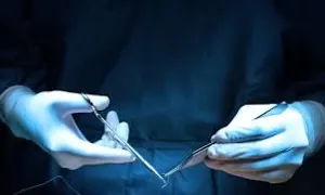 Gặp họa bởi đeo vòng bi vào vùng kín Gặp họa bởi đeo vòng bi vào vùng kín