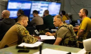 Tư lệnh Ukraine ra lệnh tăng cường phòng thủ sau khi mất Ugledar Tư lệnh Ukraine ra lệnh tăng cường phòng thủ sau khi mất Ugledar