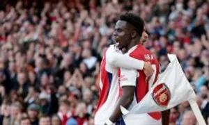 Arsenal thắng ngược ở Ngoại hạng Anh Arsenal thắng ngược ở Ngoại hạng Anh