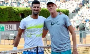 Sinner chiêu mộ đội ngũ của Djokovic Sinner chiêu mộ đội ngũ của Djokovic