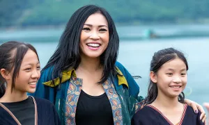 Phương Thanh, Ngũ Cung hát cùng trẻ vùng cao Phương Thanh, Ngũ Cung hát cùng trẻ vùng cao