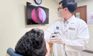 Tưởng viêm xoang hóa ung thư vòm họng Tưởng viêm xoang hóa ung thư vòm họng