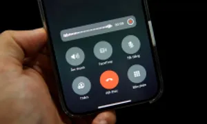 Apple ra mắt iOS 18.1, lần đầu cho ghi âm cuộc gọi trên iPhone Apple ra mắt iOS 18.1, lần đầu cho ghi âm cuộc gọi trên iPhone