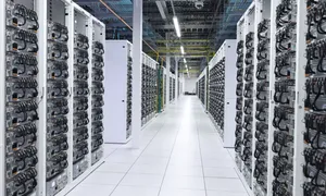 Bên trong siêu máy tính lớn nhất thế giới của Elon Musk Bên trong siêu máy tính lớn nhất thế giới của Elon Musk