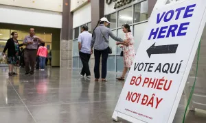 Người Mỹ gốc Việt nêu lý do bầu cho Trump, Harris Người Mỹ gốc Việt nêu lý do bầu cho Trump, Harris
