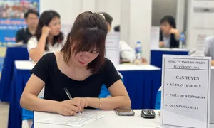 Mỏi mắt tìm lao động hồi hương giỏi tiếng Hàn Mỏi mắt tìm lao động hồi hương giỏi tiếng Hàn
