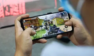 Người dưới 18 tuổi không được chơi một game quá 60 phút Người dưới 18 tuổi không được chơi một game quá 60 phút