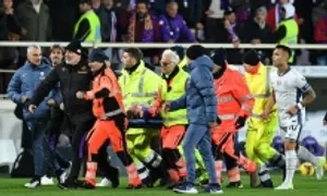 Trận Fiorentina - Inter Milan bị hoãn vì cầu thủ đột quỵ Trận Fiorentina - Inter Milan bị hoãn vì cầu thủ đột quỵ