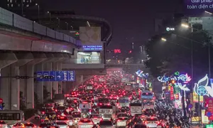 Hà Nội phát sinh 16 điểm ùn tắc Hà Nội phát sinh 16 điểm ùn tắc